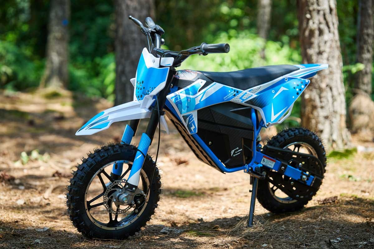 Electric Dirt Bike FR08DEB ridden on a forest trail